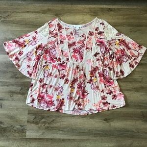 VINTAGE America Blouse Size 1X Top Floral Lace Bell Sleeve Soft Knit Multicolor